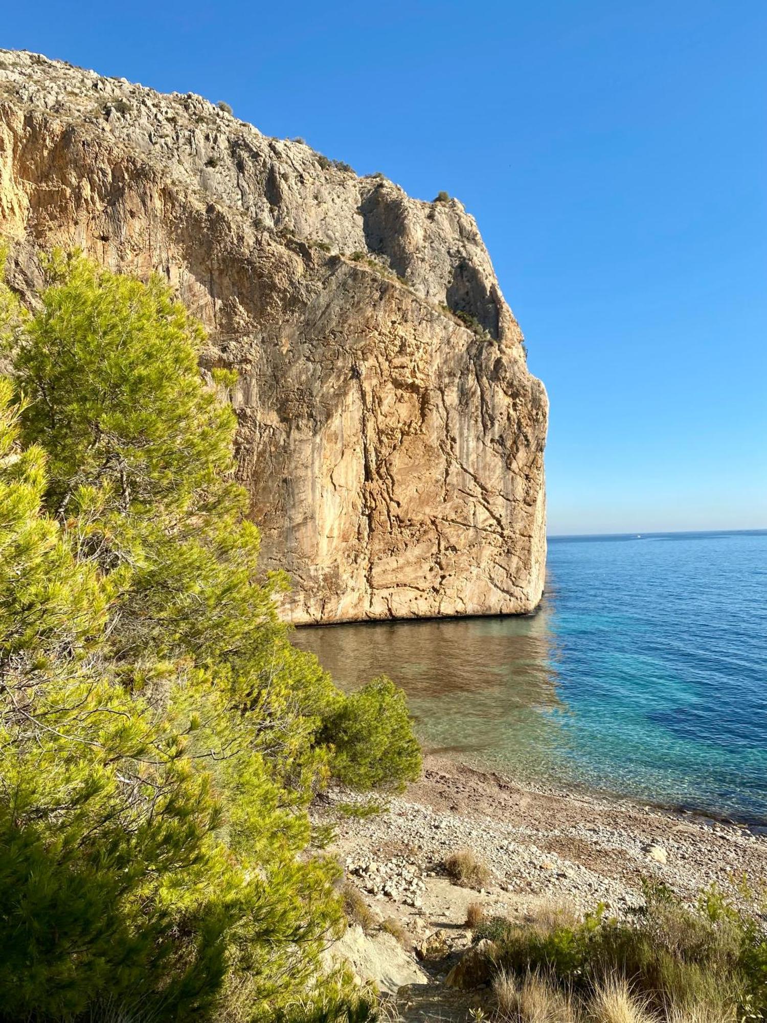 Natalie Calpe Sun 100M To The Beach Center Esterno foto